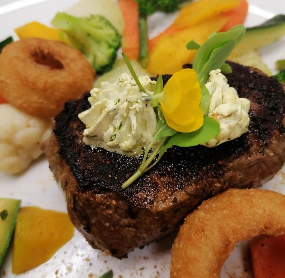 Steakhouse Fieg Hotel Fuschl am See Exterior foto